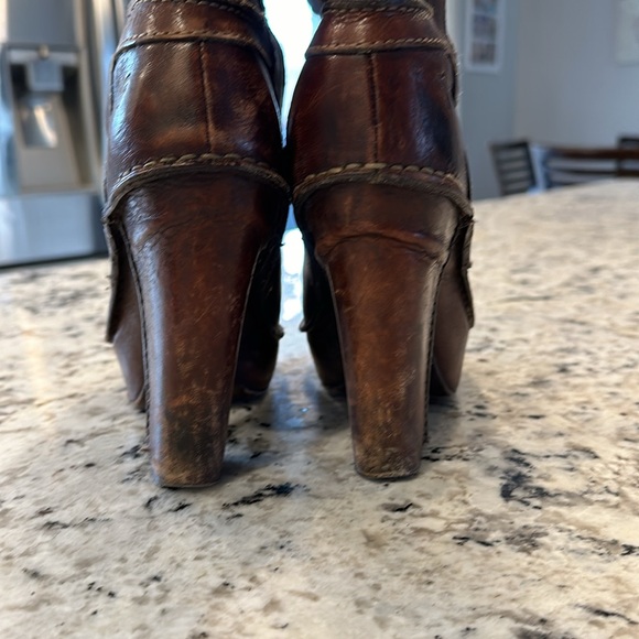 Frye Victoria mid distressed boots size 8.5 - Picture 7 of 15